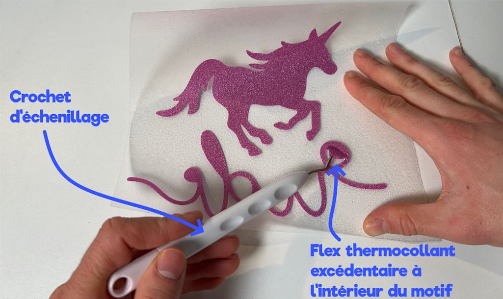 Weeding heat-transfer vinyl with a hook